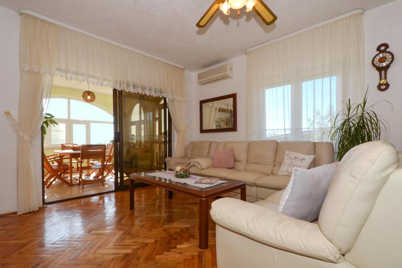 Apartment Una Seget Vranjica Extérieur photo