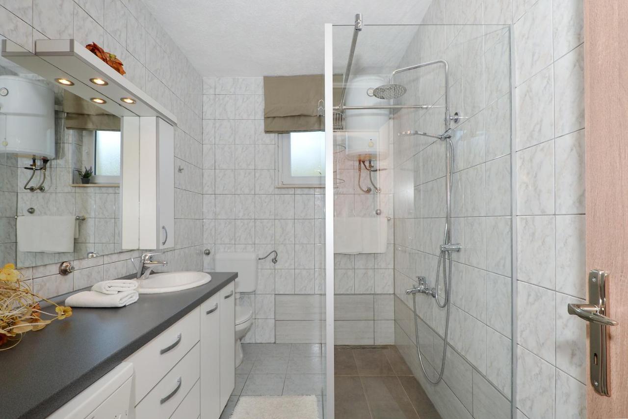 Apartment Una Seget Vranjica Extérieur photo